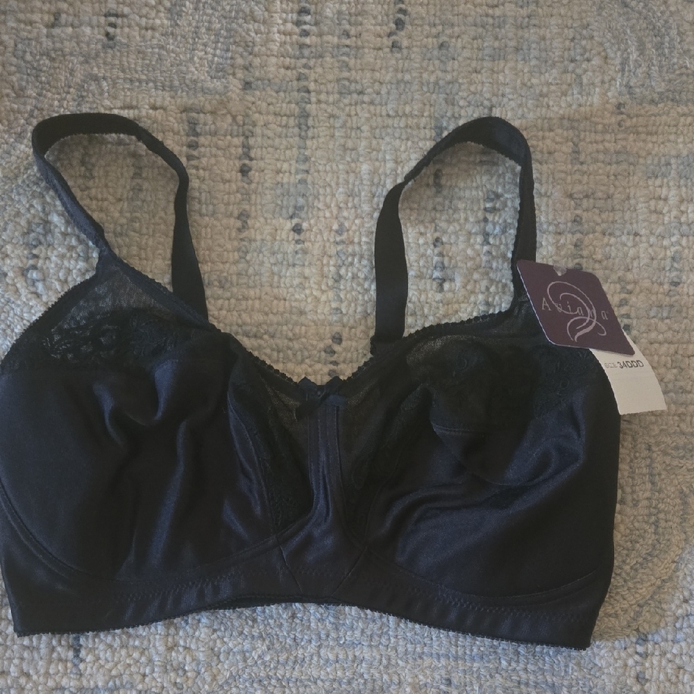 Aviana Black Full Coverage Bra with Adjustable Straps